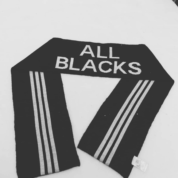 All Blacks Adidas scarf - Picture 2 of 2